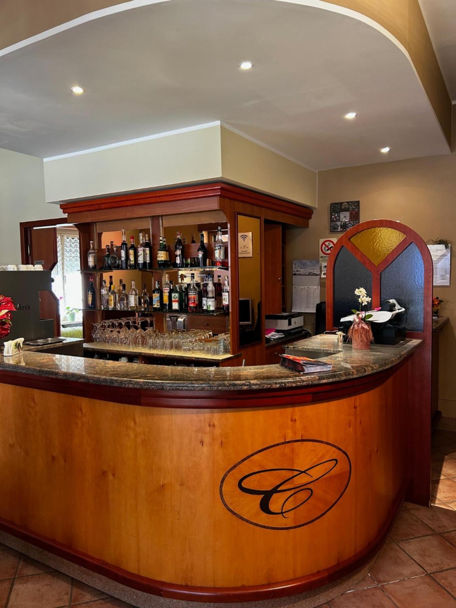 Albergo Carla Pont-Saint-Martin Ngoại thất bức ảnh