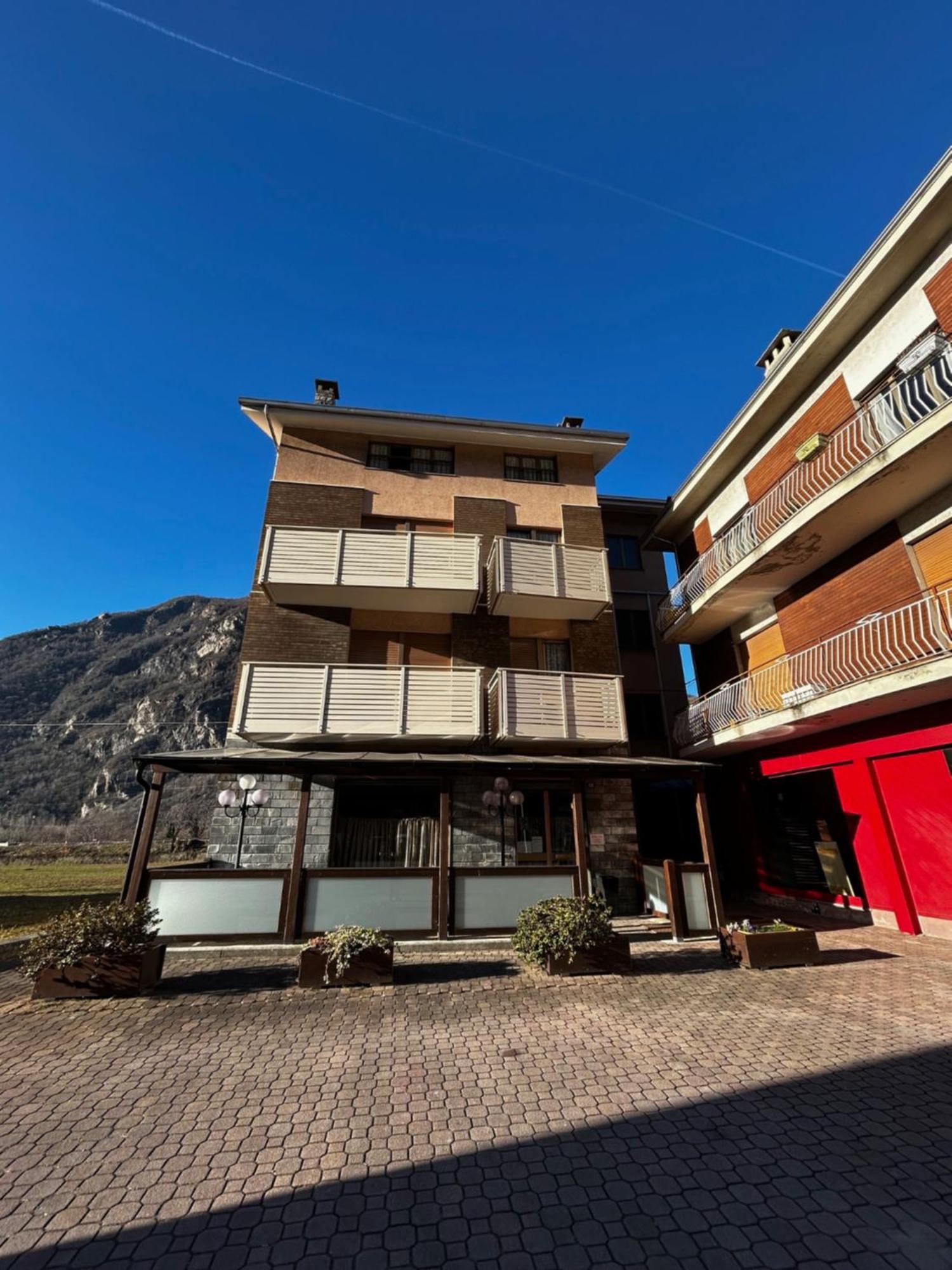 Albergo Carla Pont-Saint-Martin Ngoại thất bức ảnh